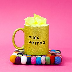 Caneca brilhante com mensagem de reggaeton Miss Perreo