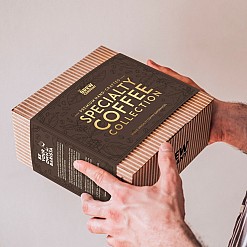 Caixa de oferta com sete cafés especiais em grão
