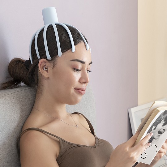 O massajador de cabeça elétrico Helax é muito confortável de utilizar.