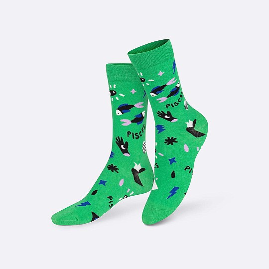 As meias de Peixes são de cor verde