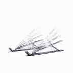 Ajusta a altura do computador portátil para a posição mais confortável