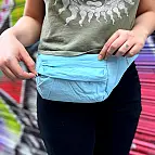 Fabricado em poliéster com nylon