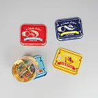 Bases para copos originais em forma de latas