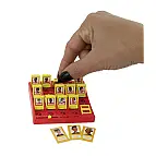 Dimensões aproximadas de cada tabuleiro: 8,6 x 8,6 x 4,3 cm