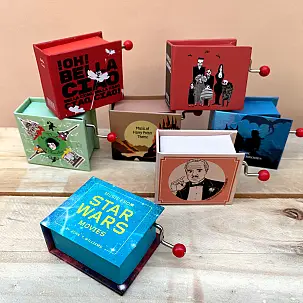 Caixa de música de filmes e séries