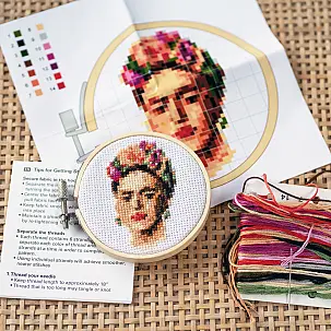 Mini kit de ponto de cruz Frida Kahlo