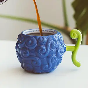 Caneca em forma de fruta Gomu Gomu da One Piece