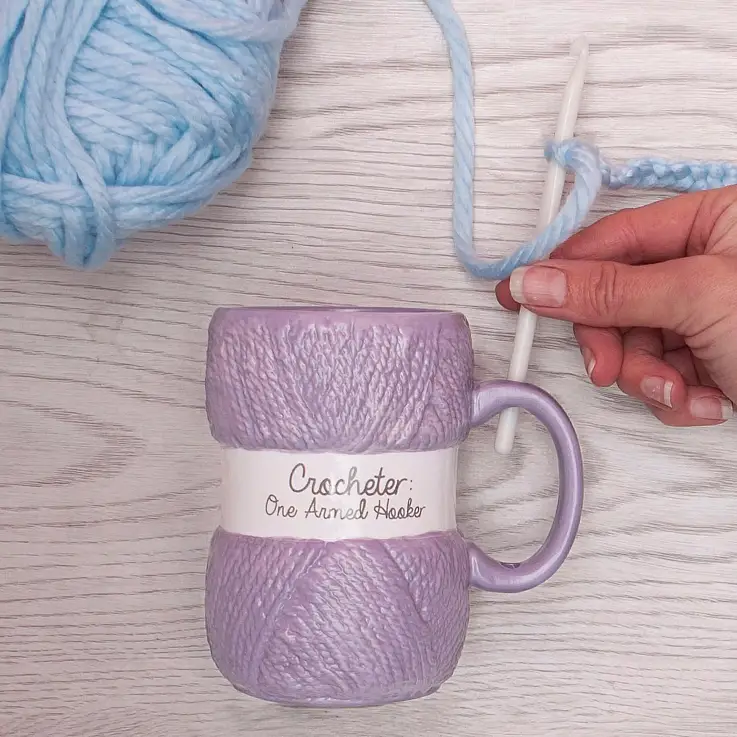 Caneca em forma de novelo de lã