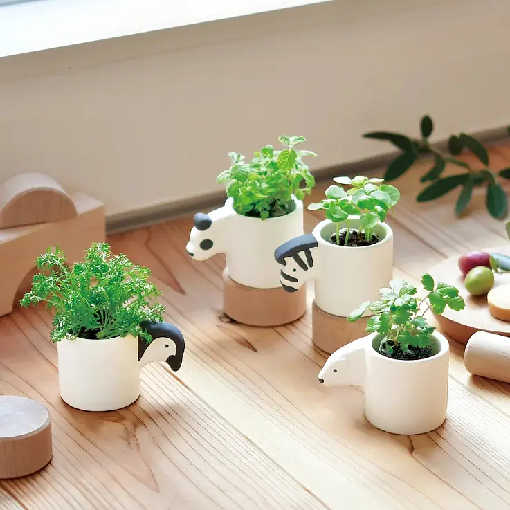 Mini vaso Monokuro com kit de cultivo em forma de animalzinho
