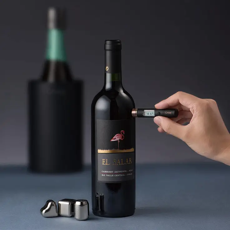 Descubra se o vinho está no ponto ideal sem abrir a garrafa
