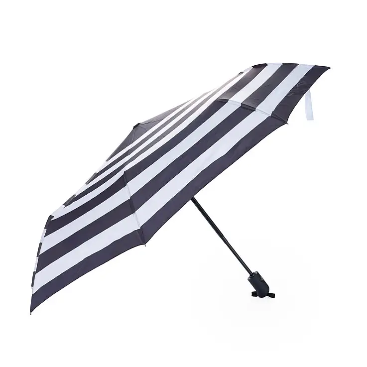 Quando fechado, mede 31 cm, sendo perfeito para levar na mala ou na mochila